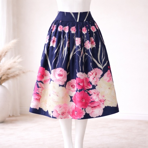 St. John Collection Navy & Pink Floral Silk A-Line Skirt | Size 10 - Picture 2 of 11